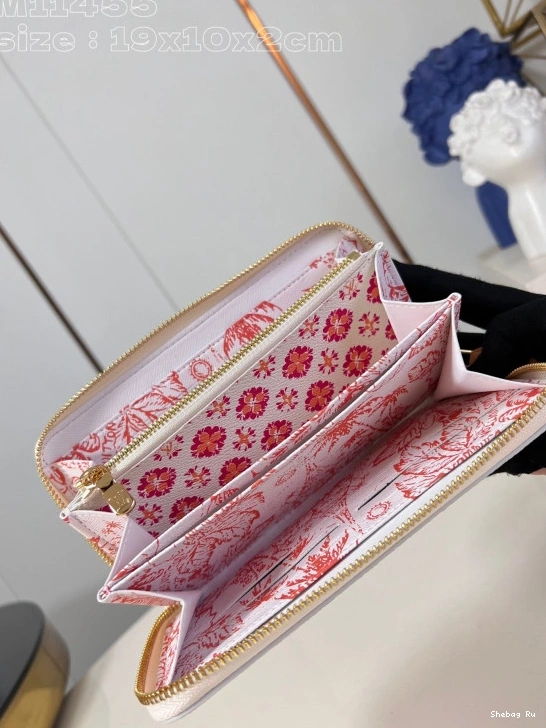LOUIS VUITTON ZIPPY WALLET-10*20*2 cm 0820
